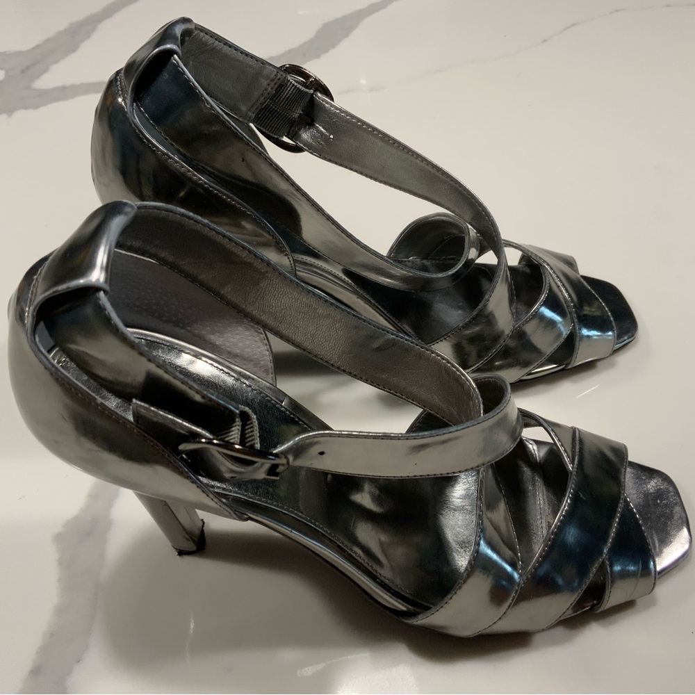 Sandals - Picture 3 of 3